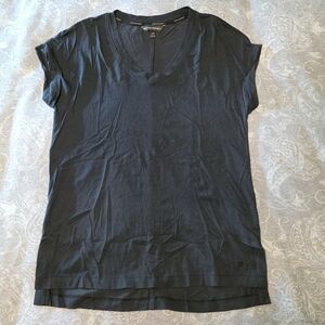 Banana Republic Black V-Neck (Size S)